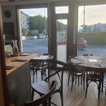 Hotel Aux Bons Amis Reims Dış mekan fotoğraf